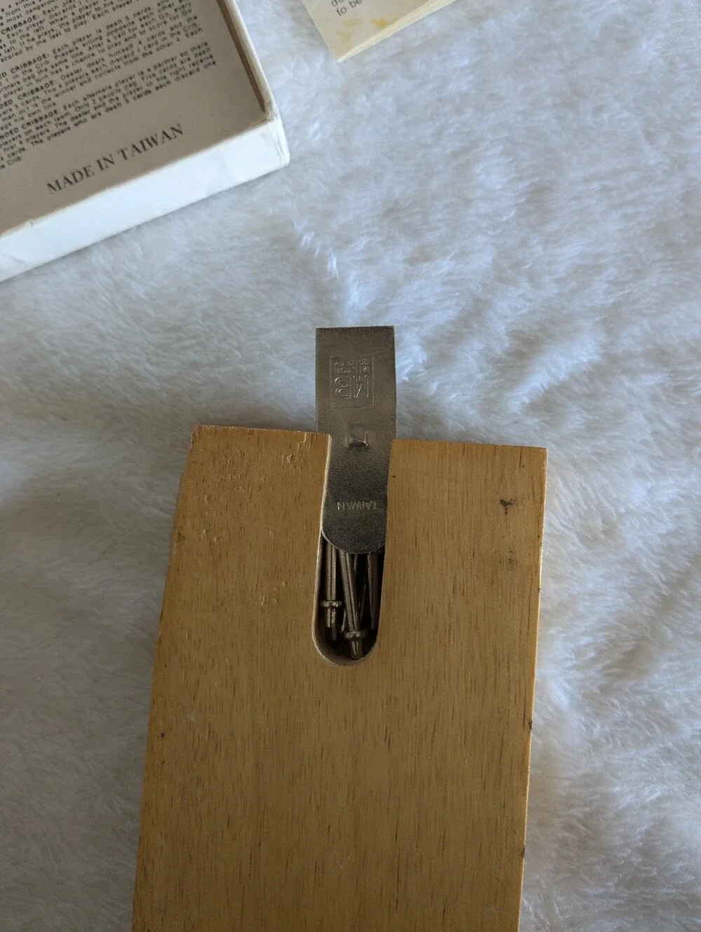Vintage E.S. Lowe/Milton Bradley Wooden Cribbage Board Game
